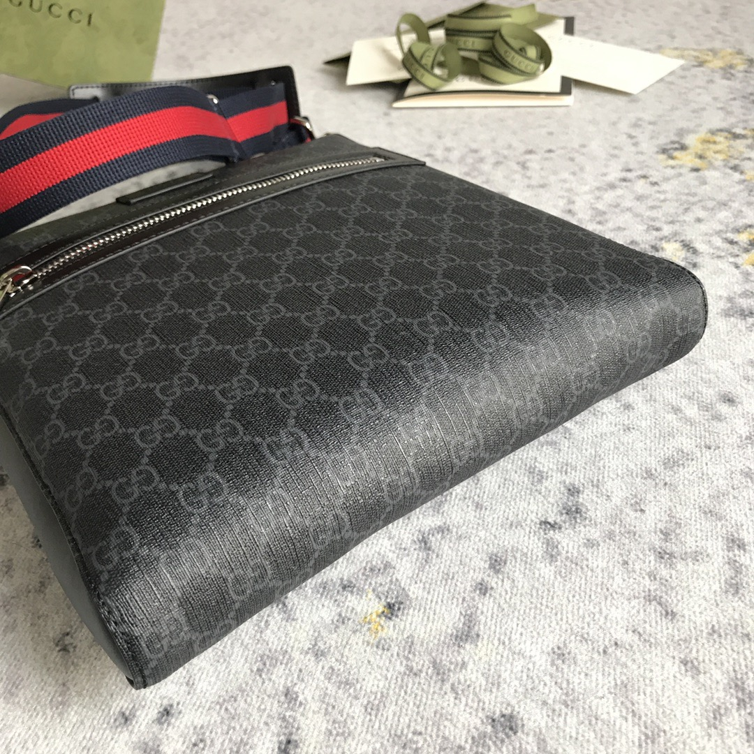 Gucci GG Supreme Black Messenger Bags for Men 2-Size