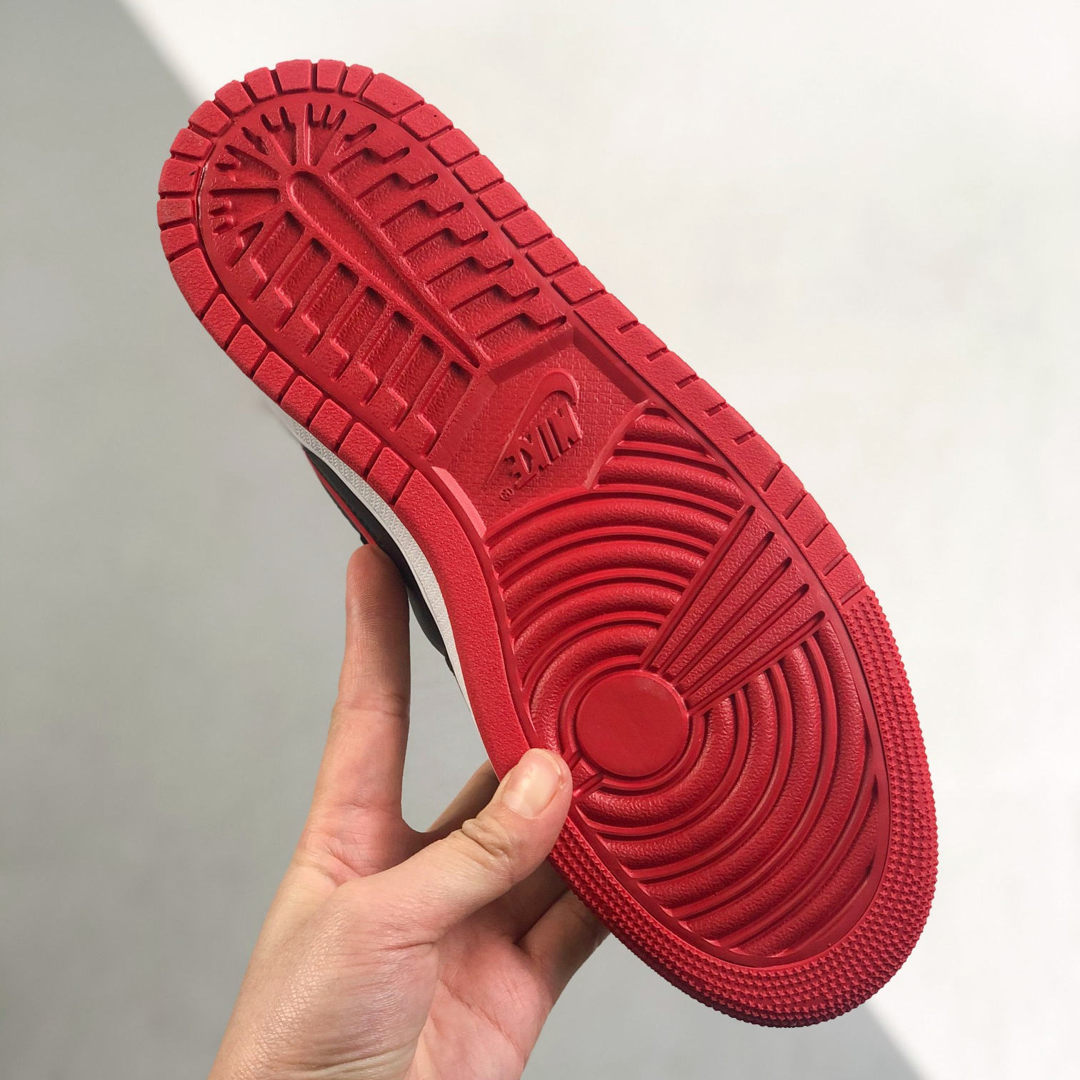 Nike Air Jordan 1 High Top Sneakers Shoes Gr. 36-46