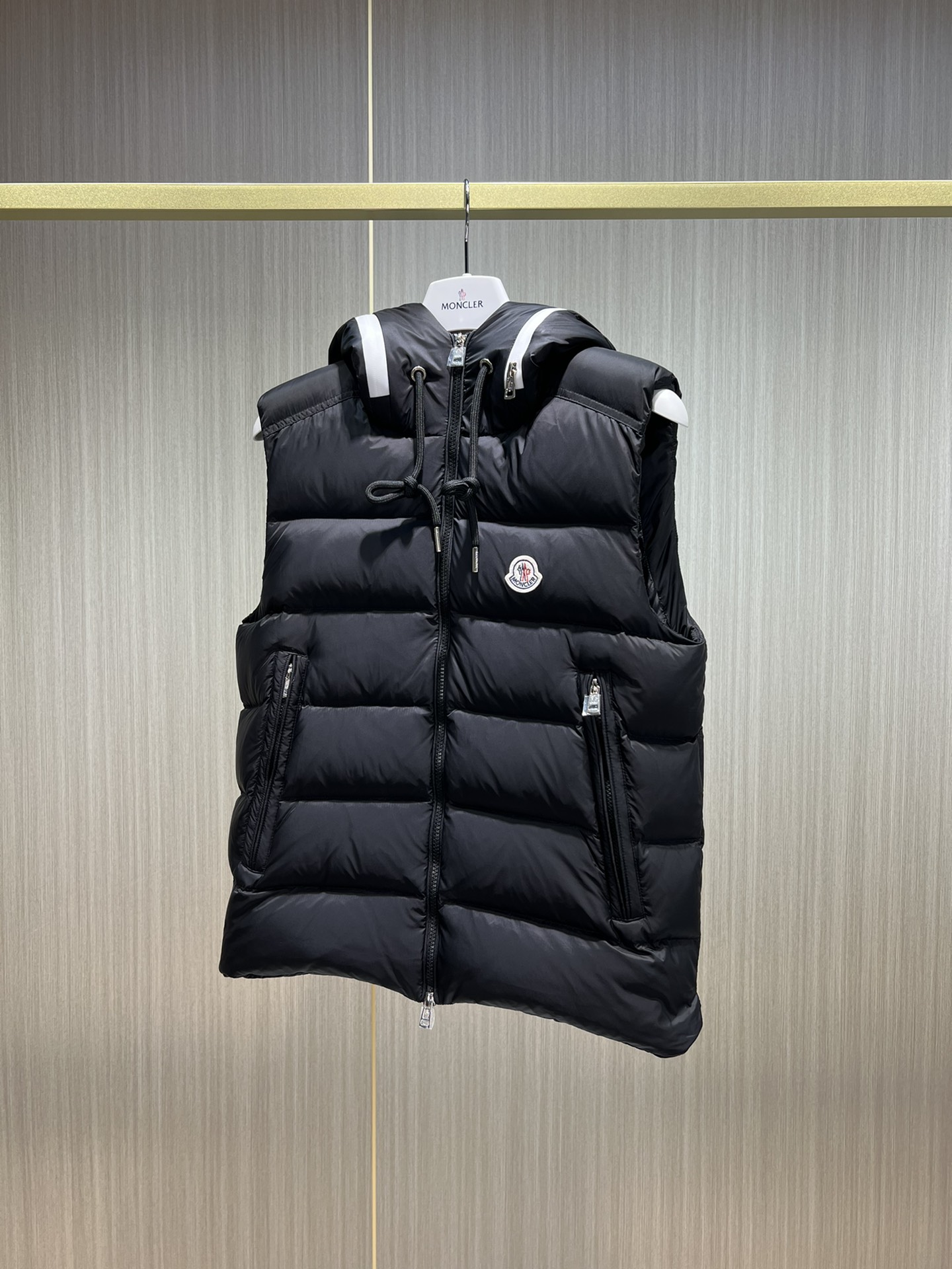 Moncler Cardamine Winter Vest Size 1-5