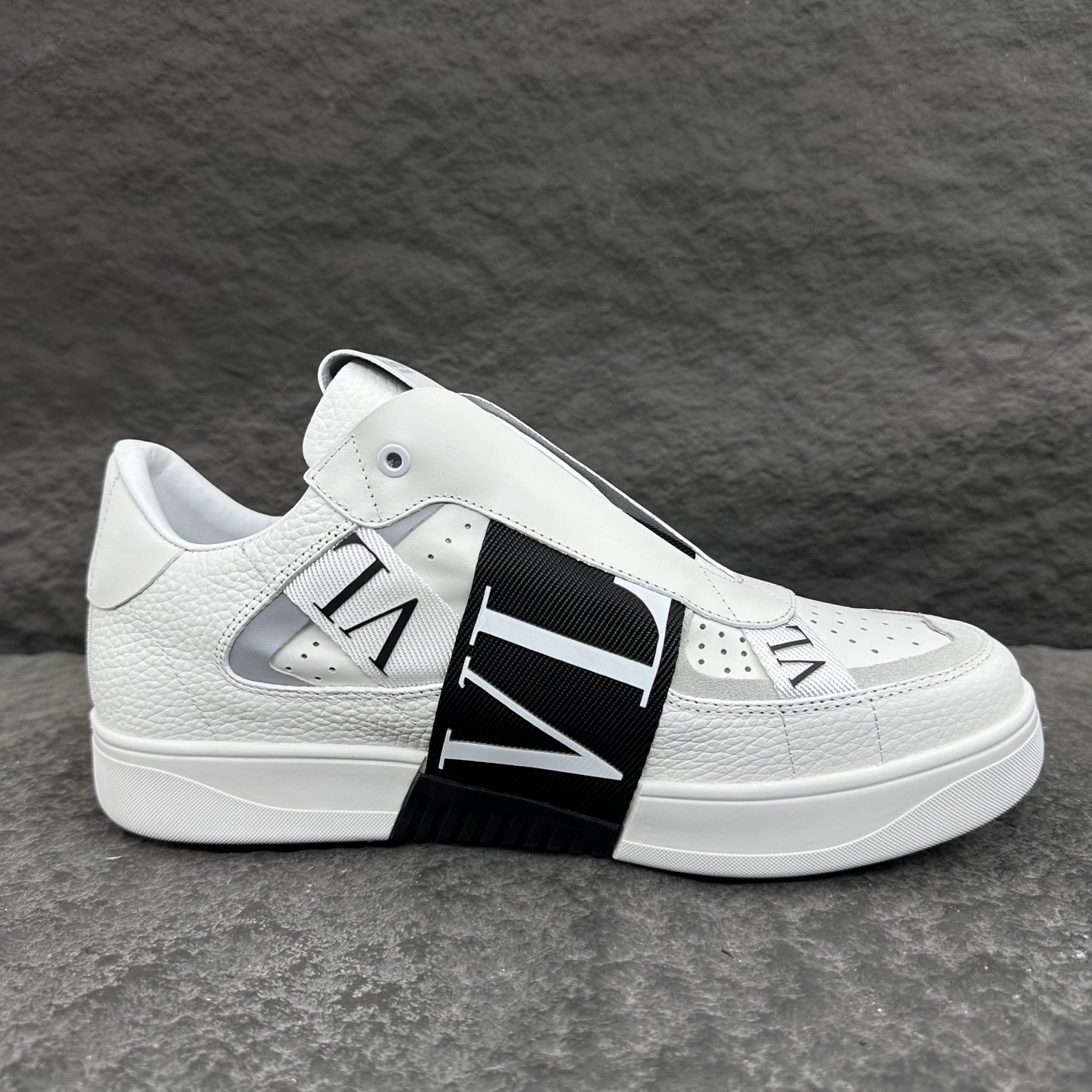 Valentino VL7N Low-Top Sneaker Size 36-45
