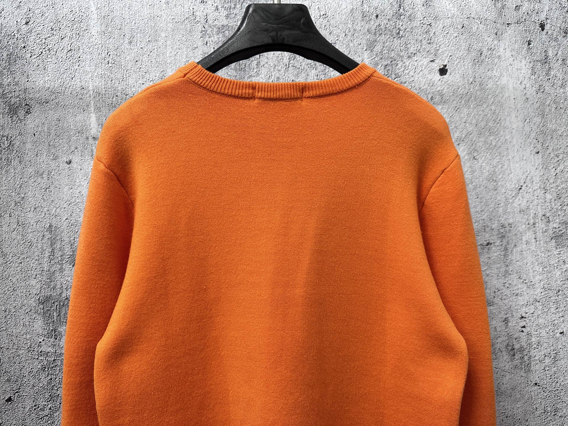 Louis Vuitton Unisex Sweatshirt Size S-XXXL