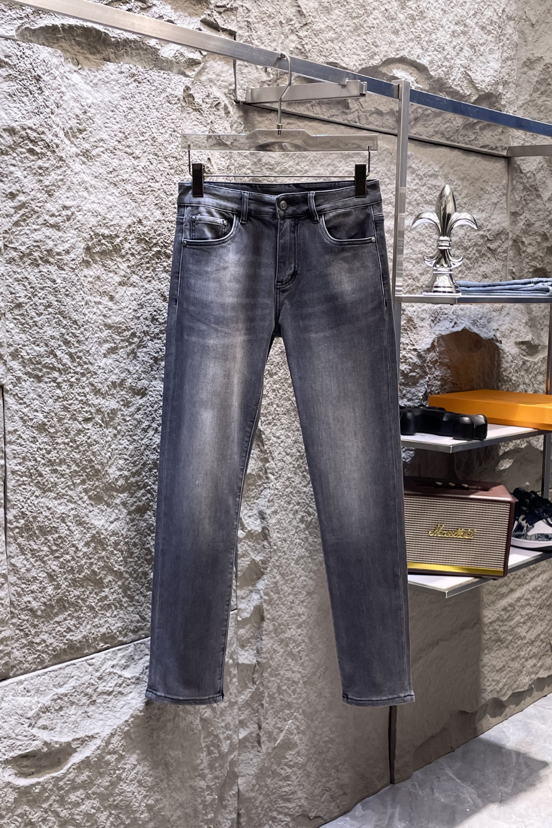 Valentino Jeans Men Size 28-38