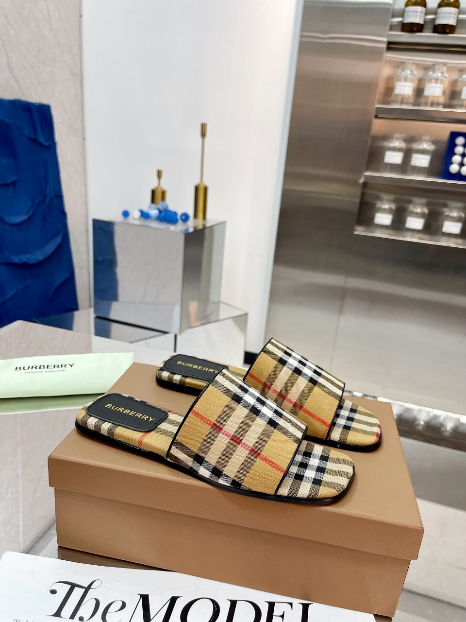 Burberry Women Slippers Size 36-41