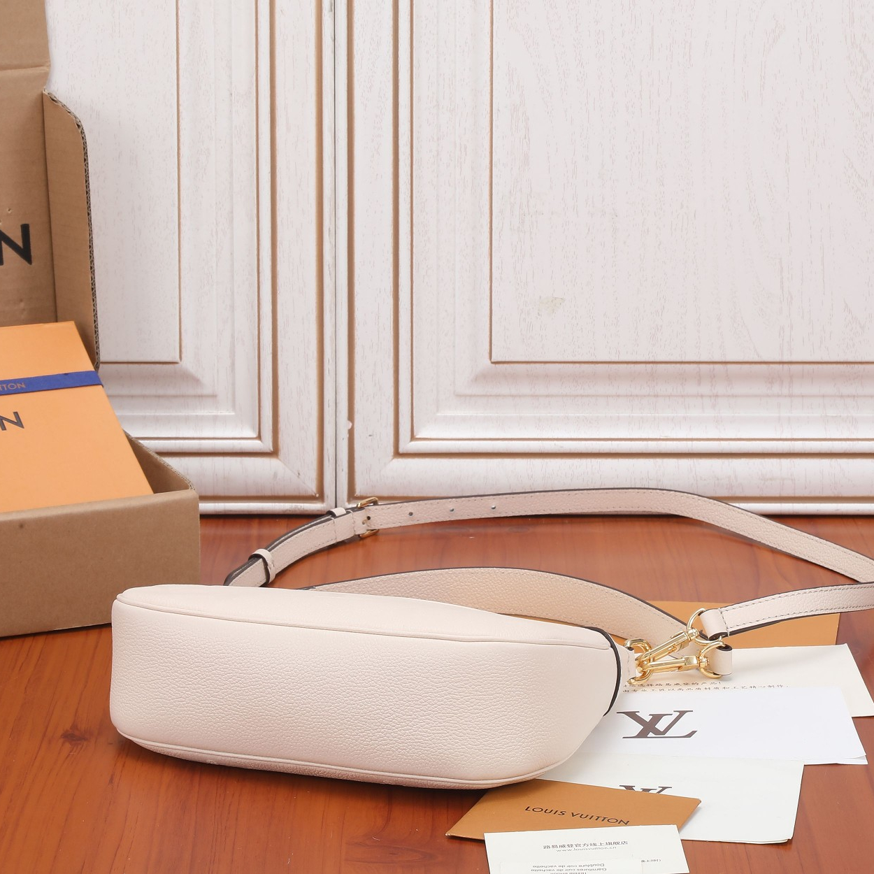 Louis Vuitton M46099 Bagatelle Women Bags Size 22*14*9cm