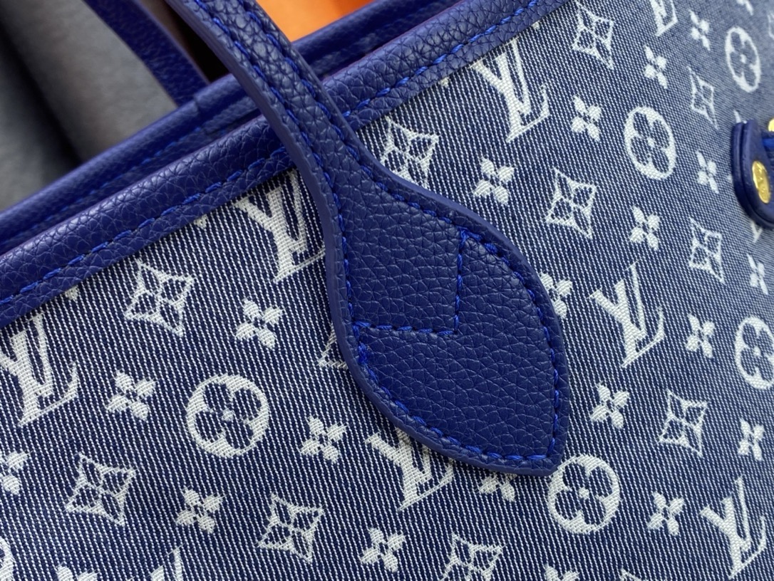 Louis Vuitton Shopping Bags 31*28*14cm