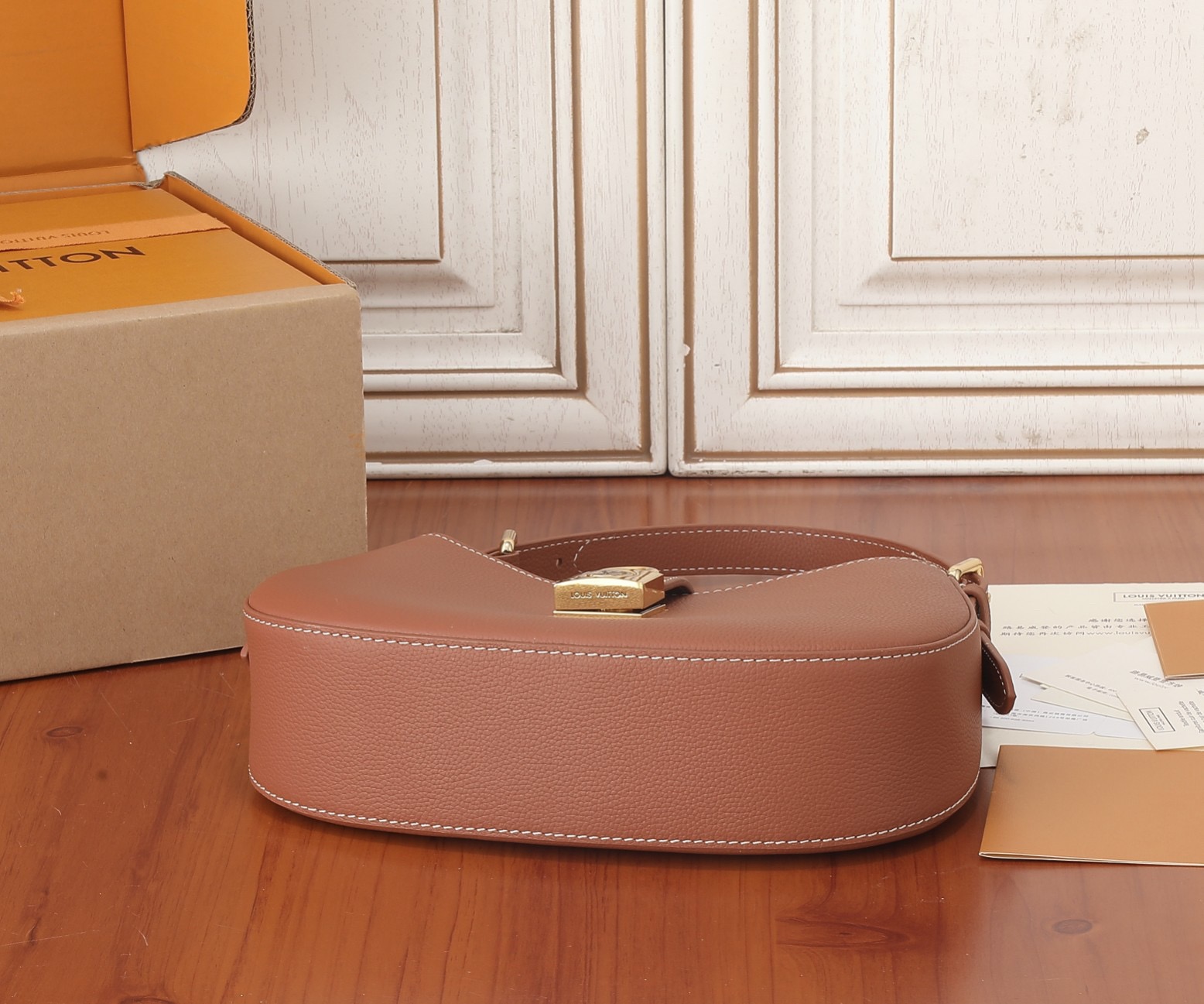 Louis Vuitton M24885 Low Key Shoulder Bag Size 26*18*7cm