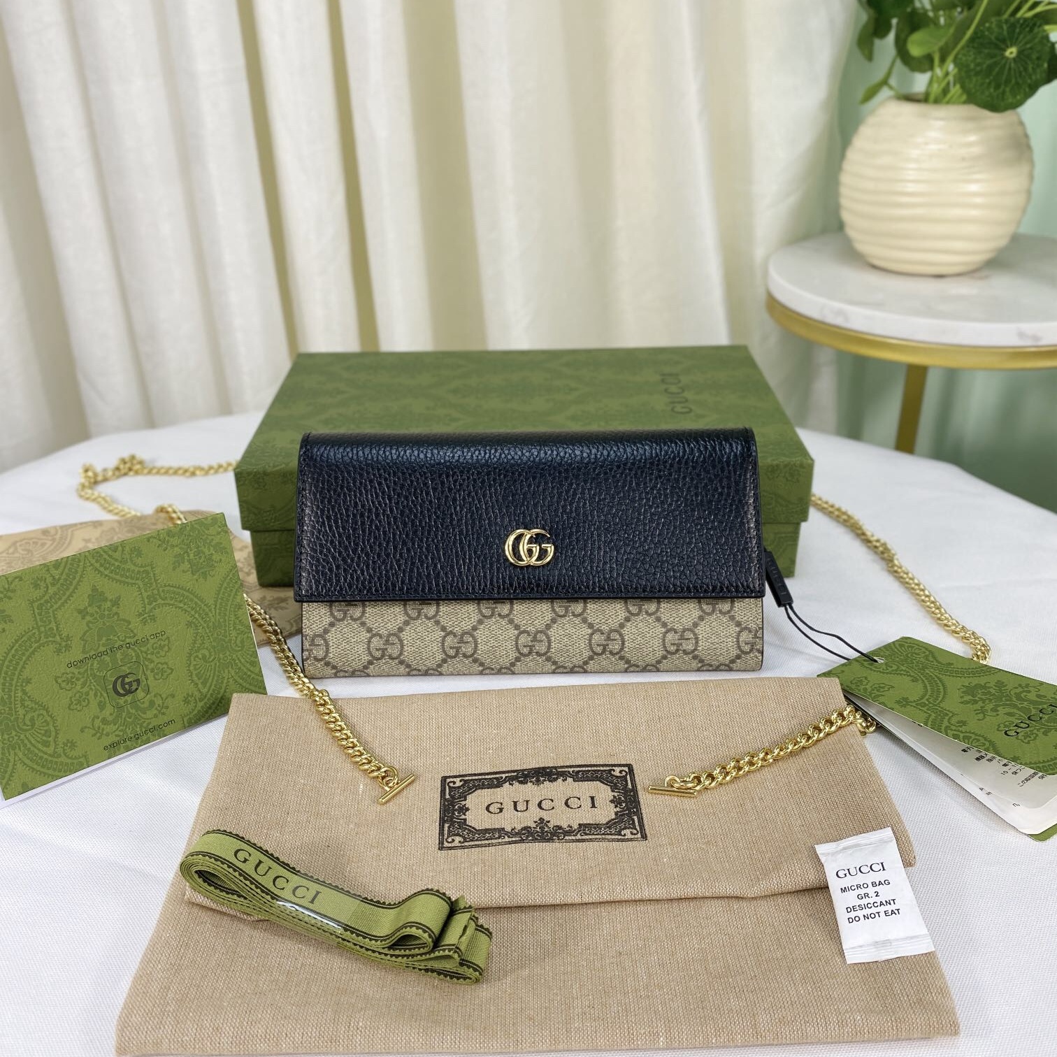 Gucci Chain Shoulder Bags Size 19*10*3cm