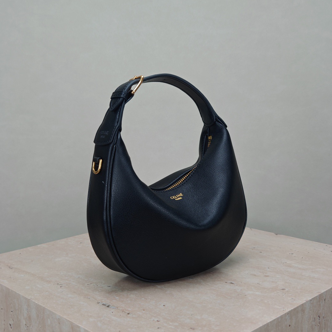 Celine 25ss Lulu Shoulder Bags Size 24*21*5cm