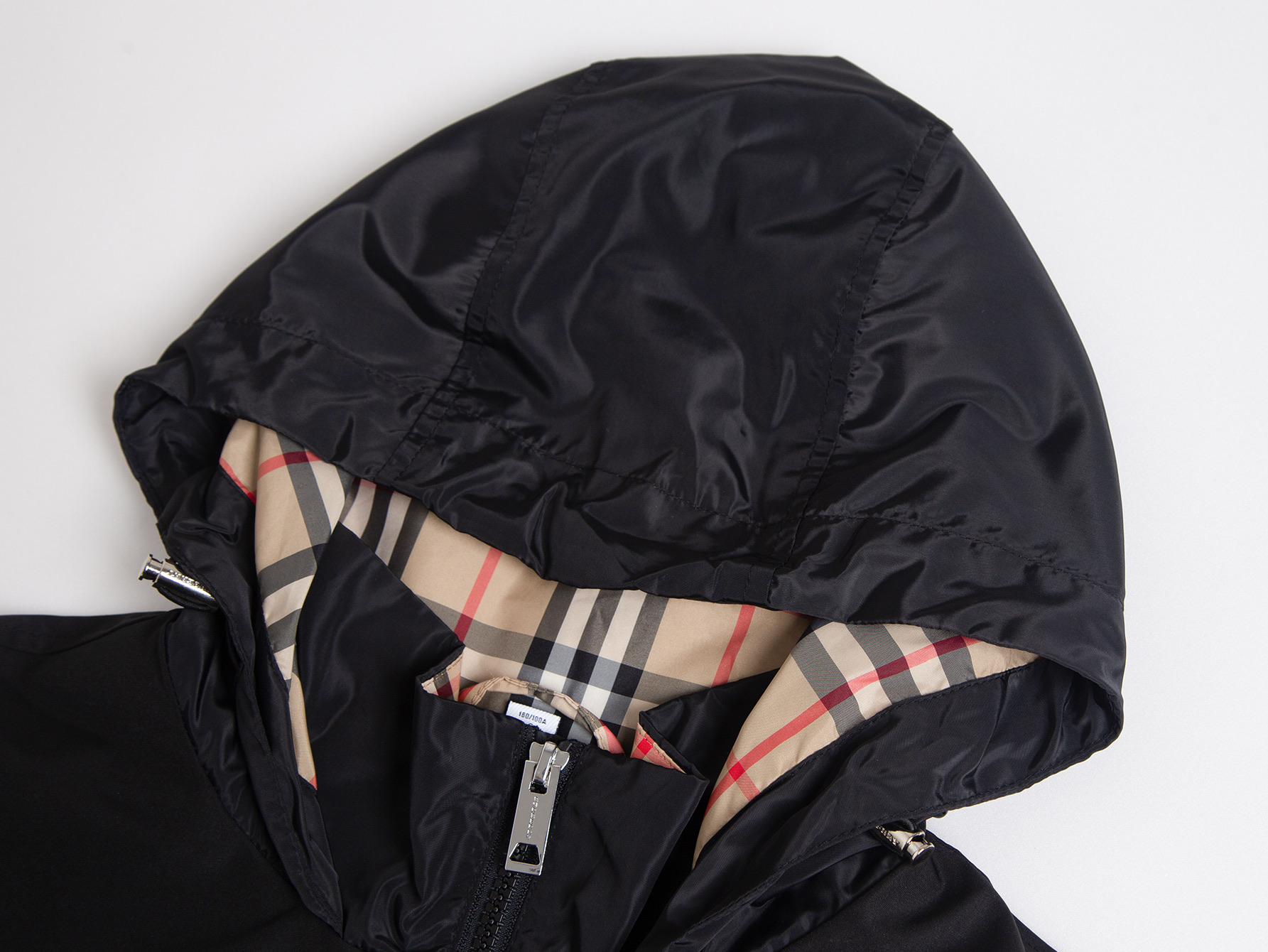 Burberry Unisex Jacket Size S-XL