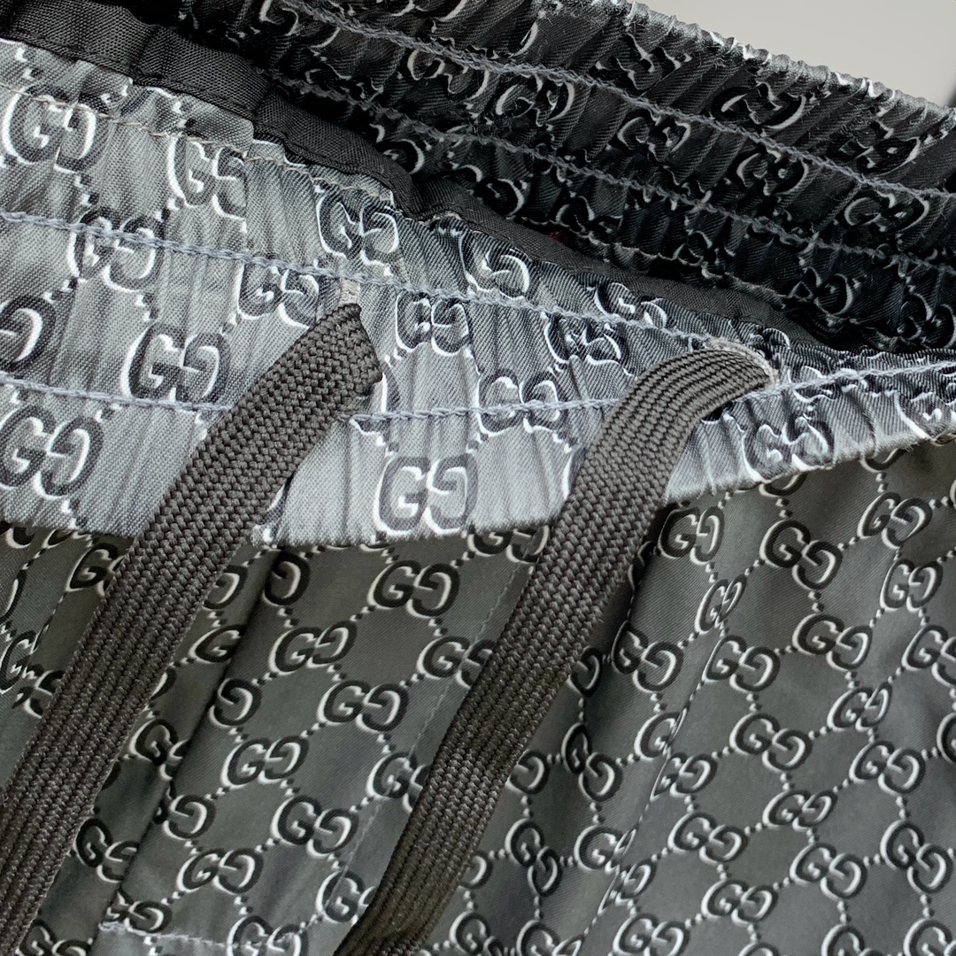 Gucci Sommeranzug Size M-XXL