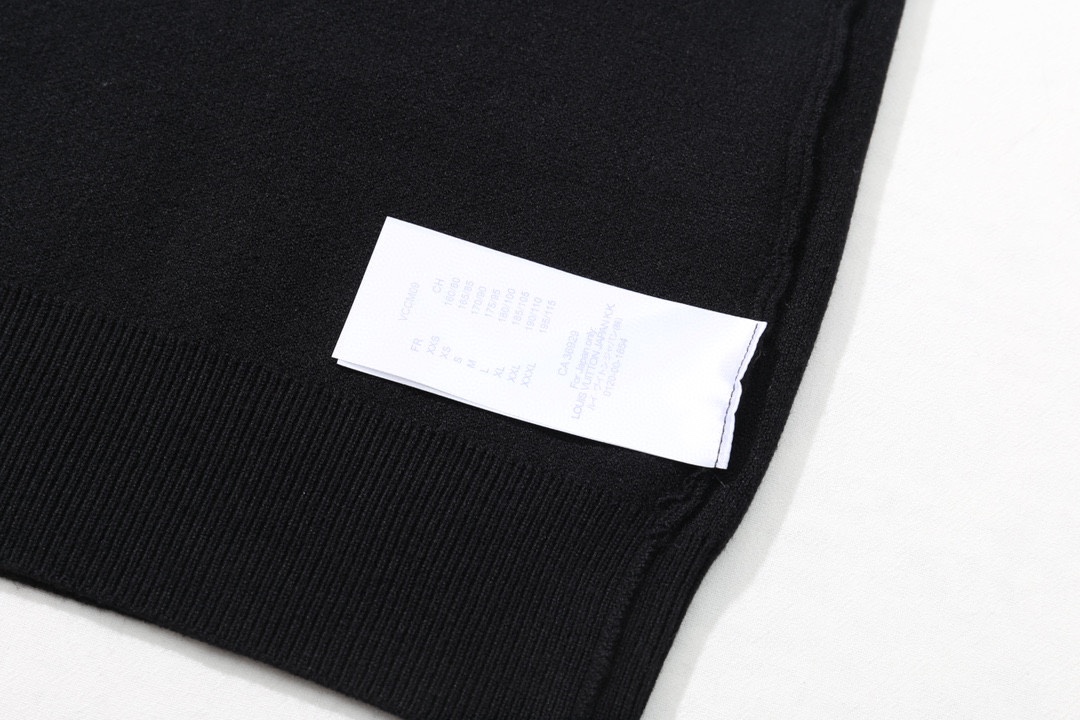 Louis Vuitton Unisex Sweatshirt Size S-XL