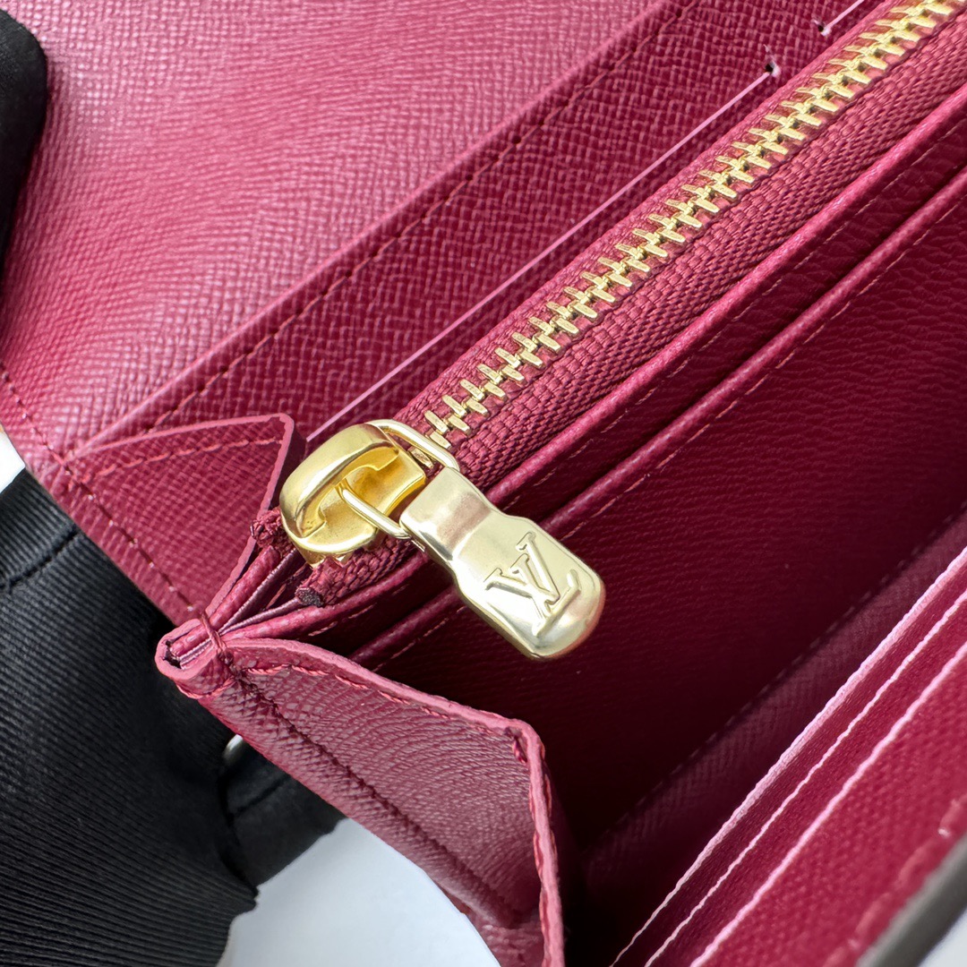 Louis Vuitton Women Wallet M62234 Size 19*10cm