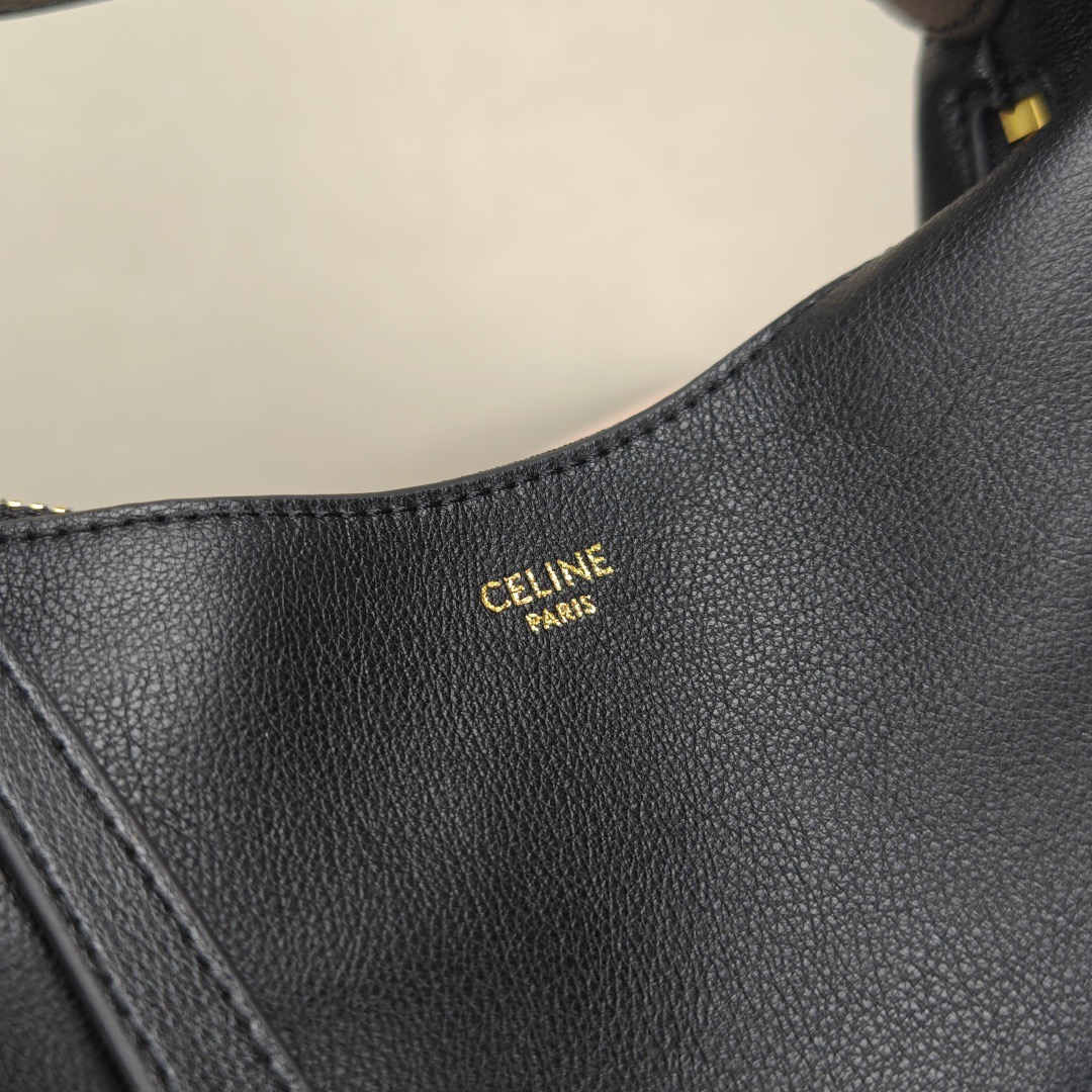 Celine 25ss Lulu Shoulder Bags Size 24*21*5cm