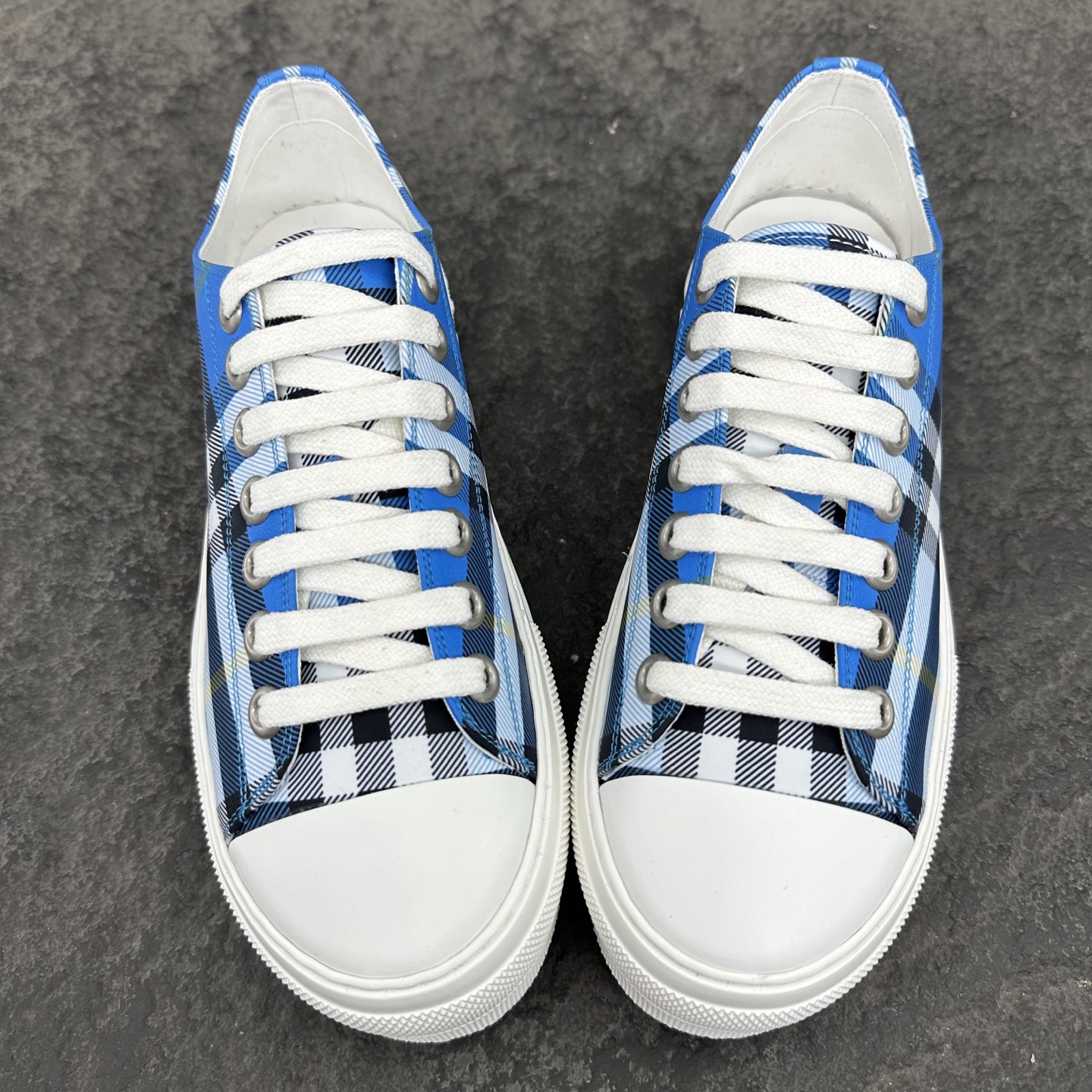 Burberry Sneaker Size 36-45