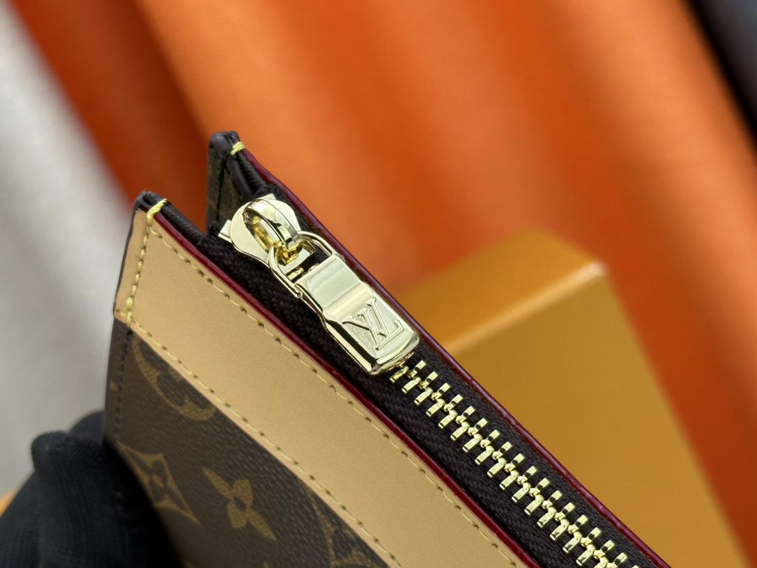 Louis Vuitton M82540 Pochette Jour Clutch Bags Size 35*25*2cm