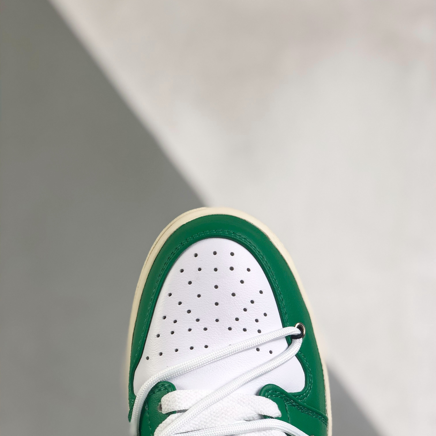 Nike Air Jordan 1 x OFF White Low Top Sneakers Shoes Gr. 36-46