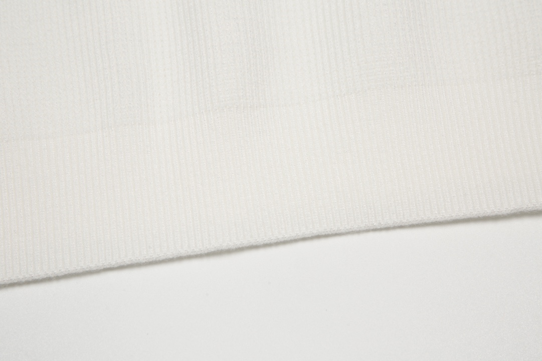 Burberry Unisex Sweatshirt Size S-XXL