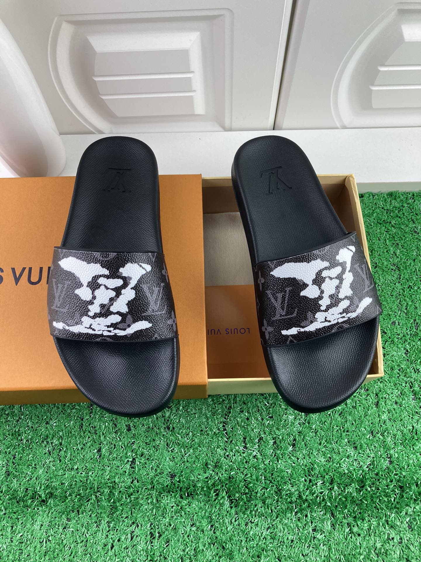 Louis Vuitton 2024ss Candy Series Slippers Size 36-45