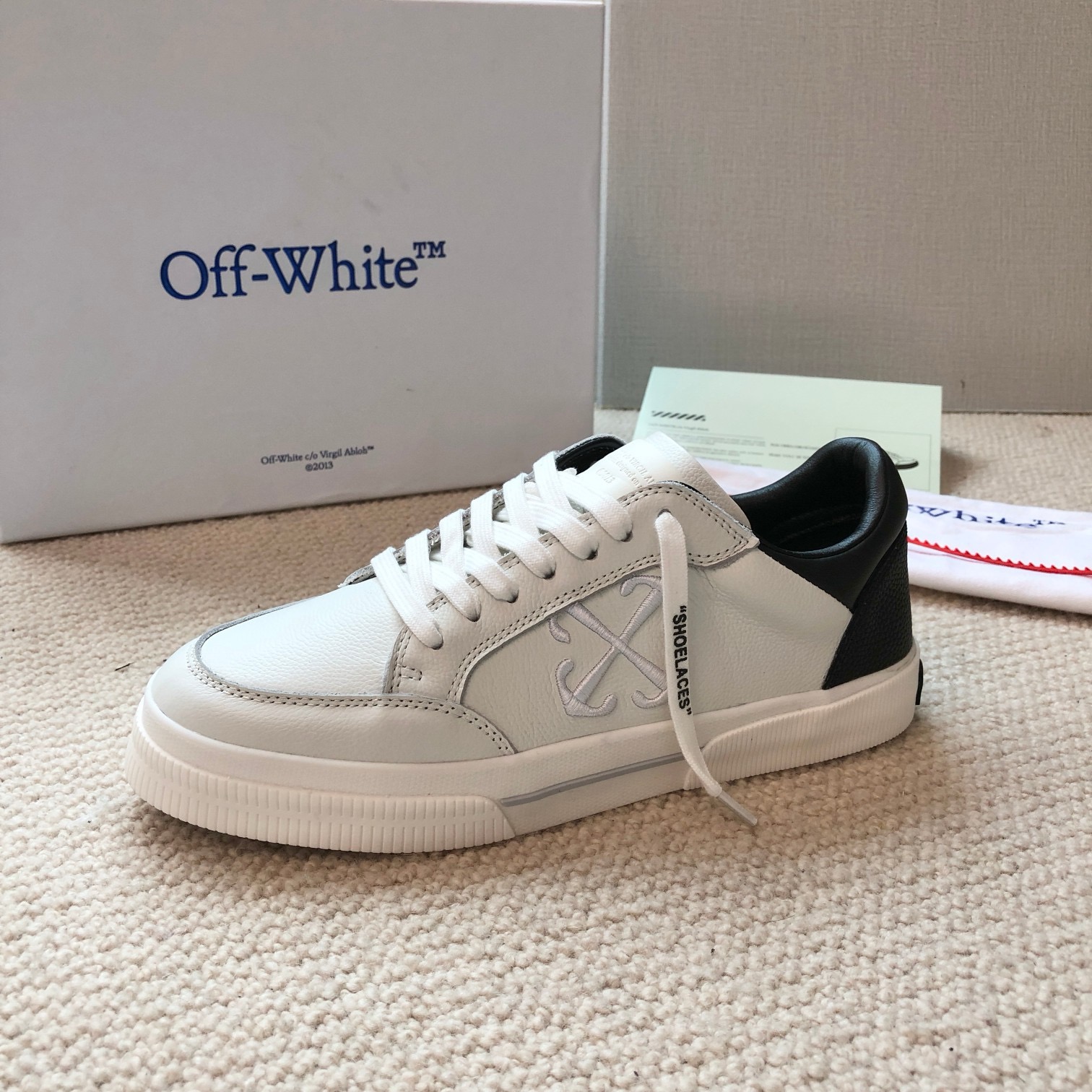 OFF White 2024ss New Low Vulcanized Sneaker Size 36-45
