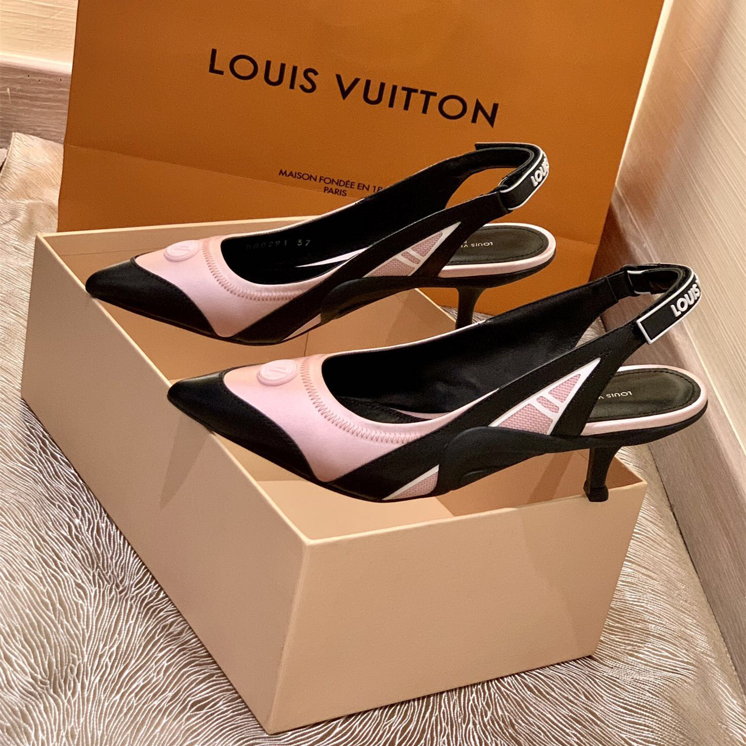 Louis Vuitton Archlight Slingback Pumps Size 35-41 4-Color