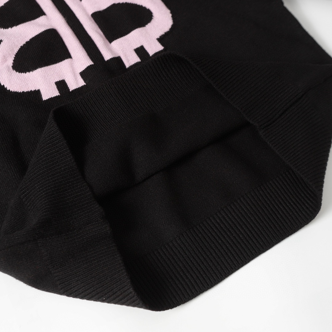 Balenciaga Unisex Sweatshirt Size S-XL