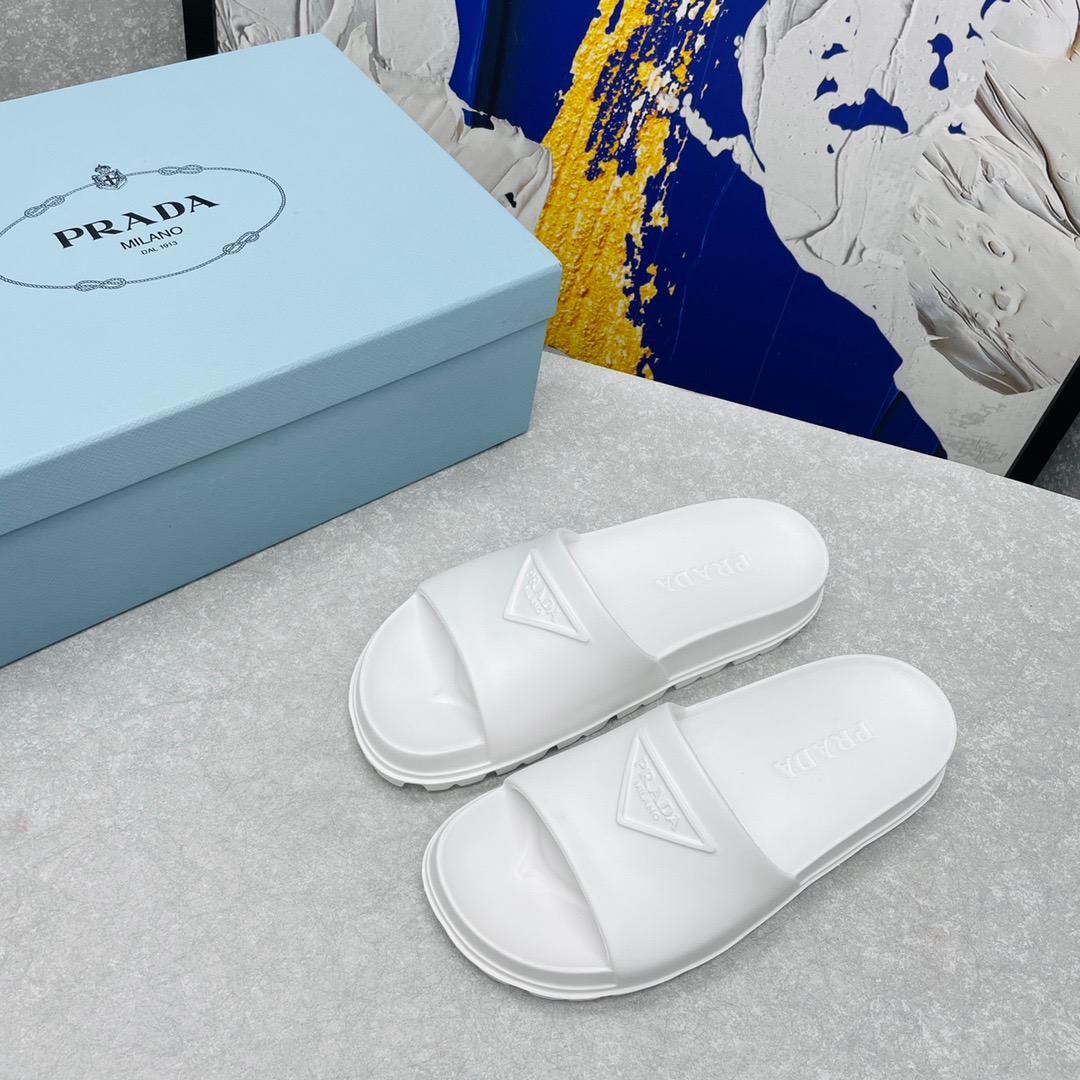 Prada Rubber Slippers Size 35-45 Black/White