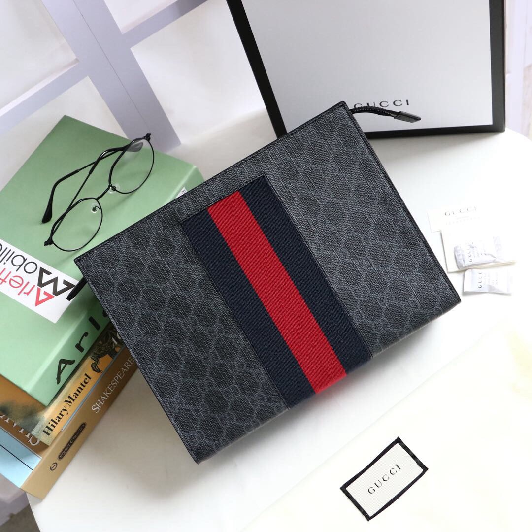 Gucci New GG Supreme Pouch Size 26*20*6cm Style 475316