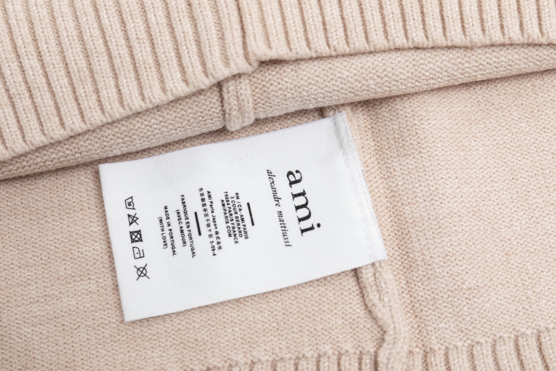 Ami Unisex Sweatshirt Size S-XL