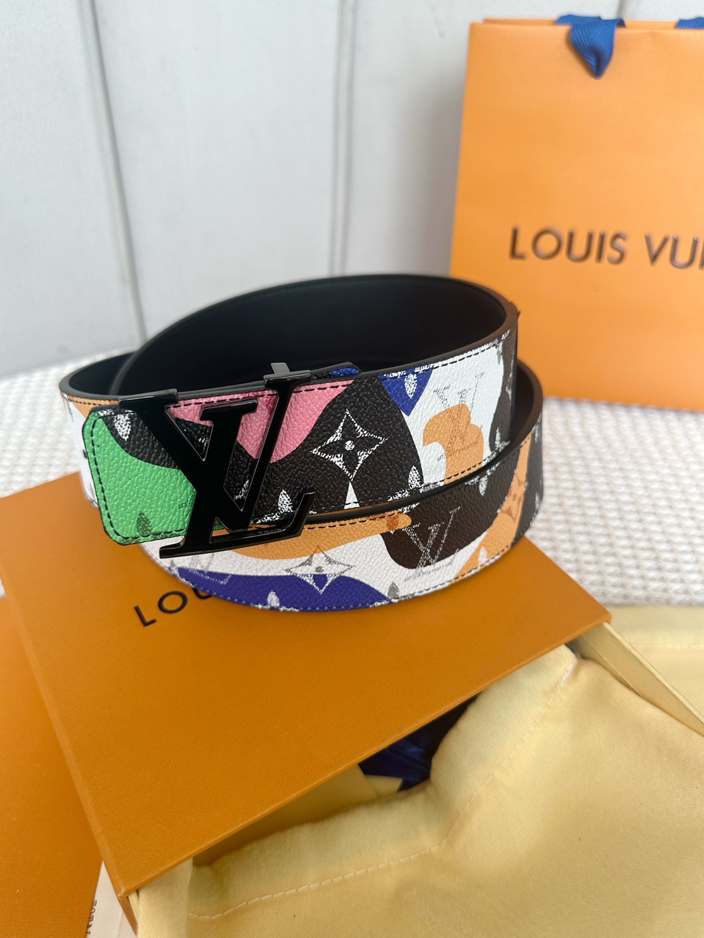 Louis Vuitton Men Belt Width 4cm