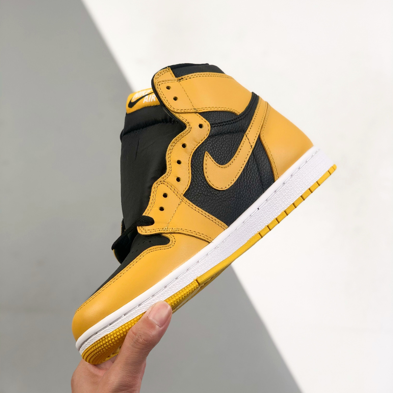 Nike Air Jordan 1 High Top Sneakers Shoes Gr. 36-46