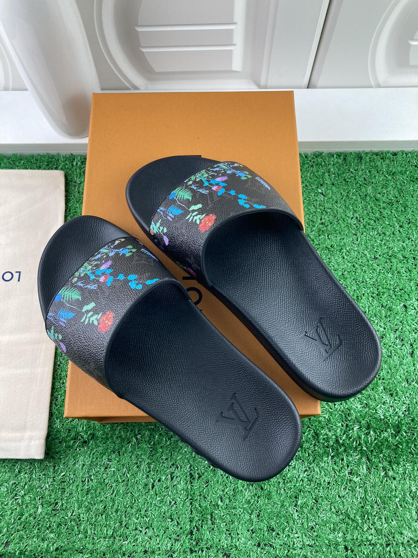 Louis Vuitton 2024ss Candy Series Slippers Size 36-45