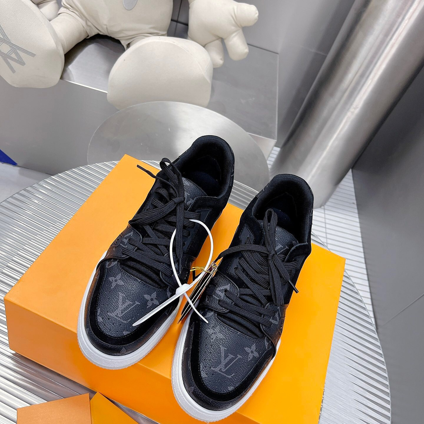 Louis Vuitton Trainer Sneaker Size 36-46