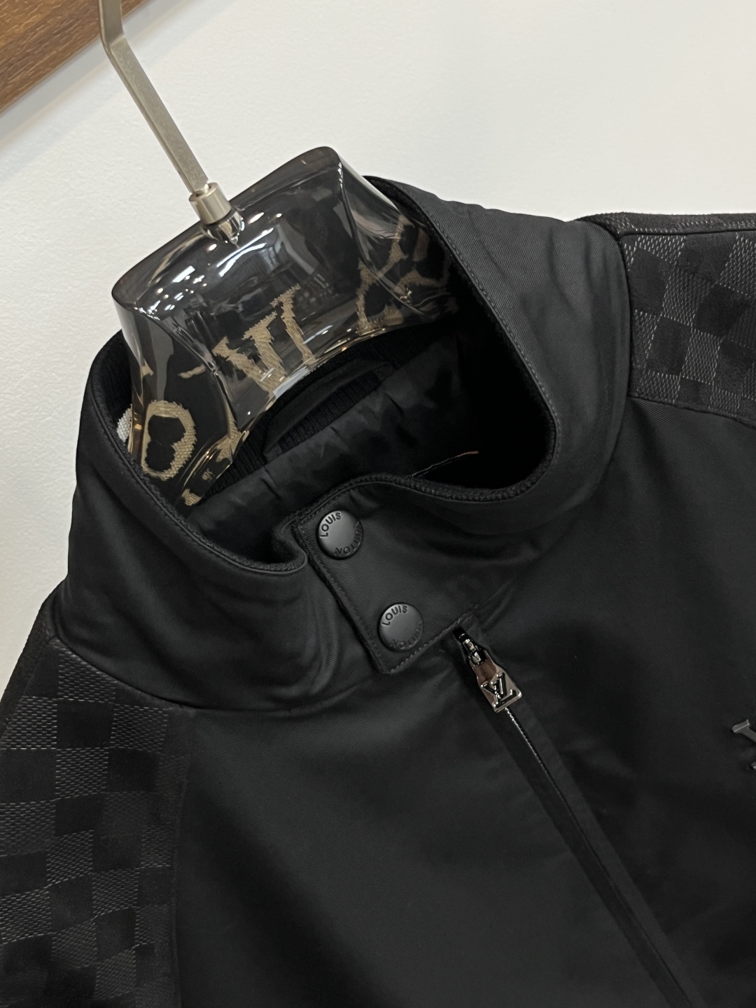 Louis Vuitton Unisex Jacket Size M-XXXL