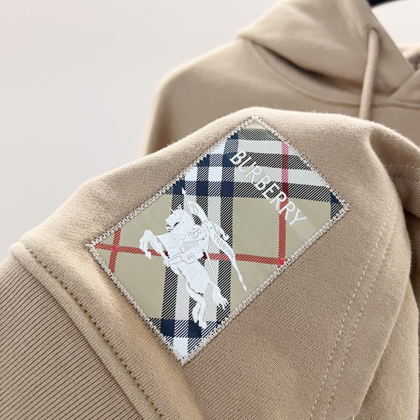 Burberry Unisex Sweatshirt Size S-XL