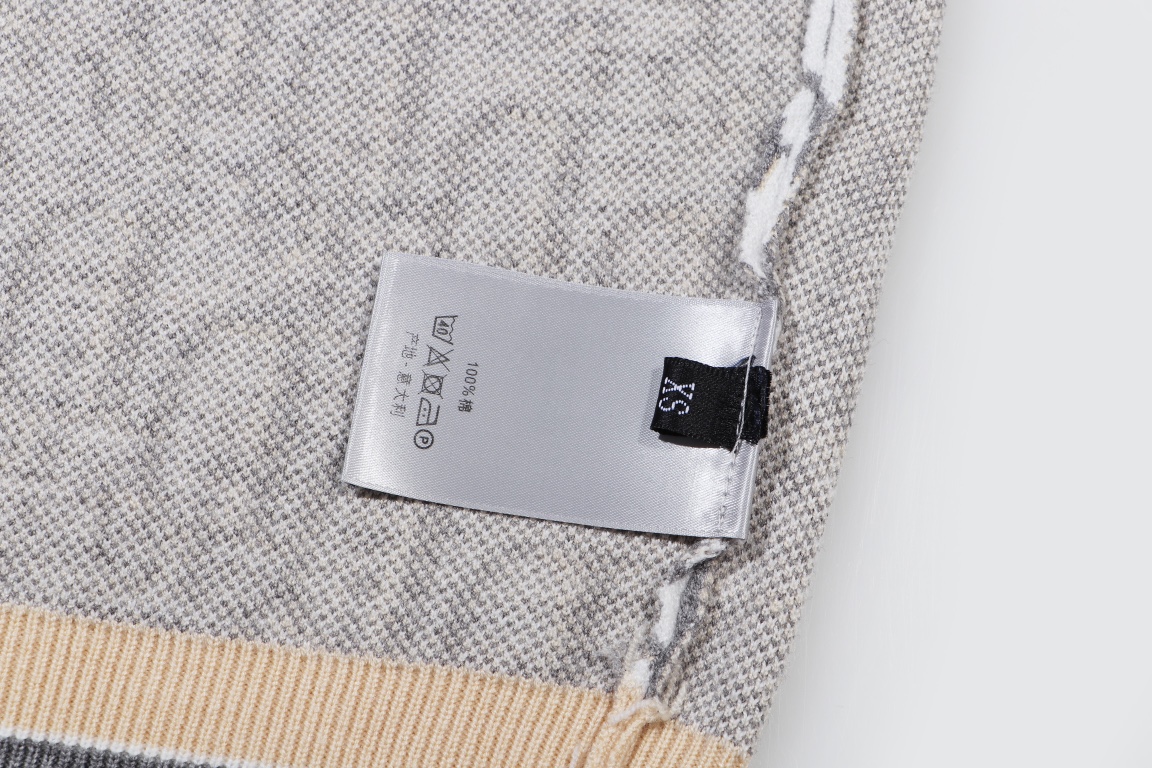 Dior Unisex Sweatshirt Size S-XL