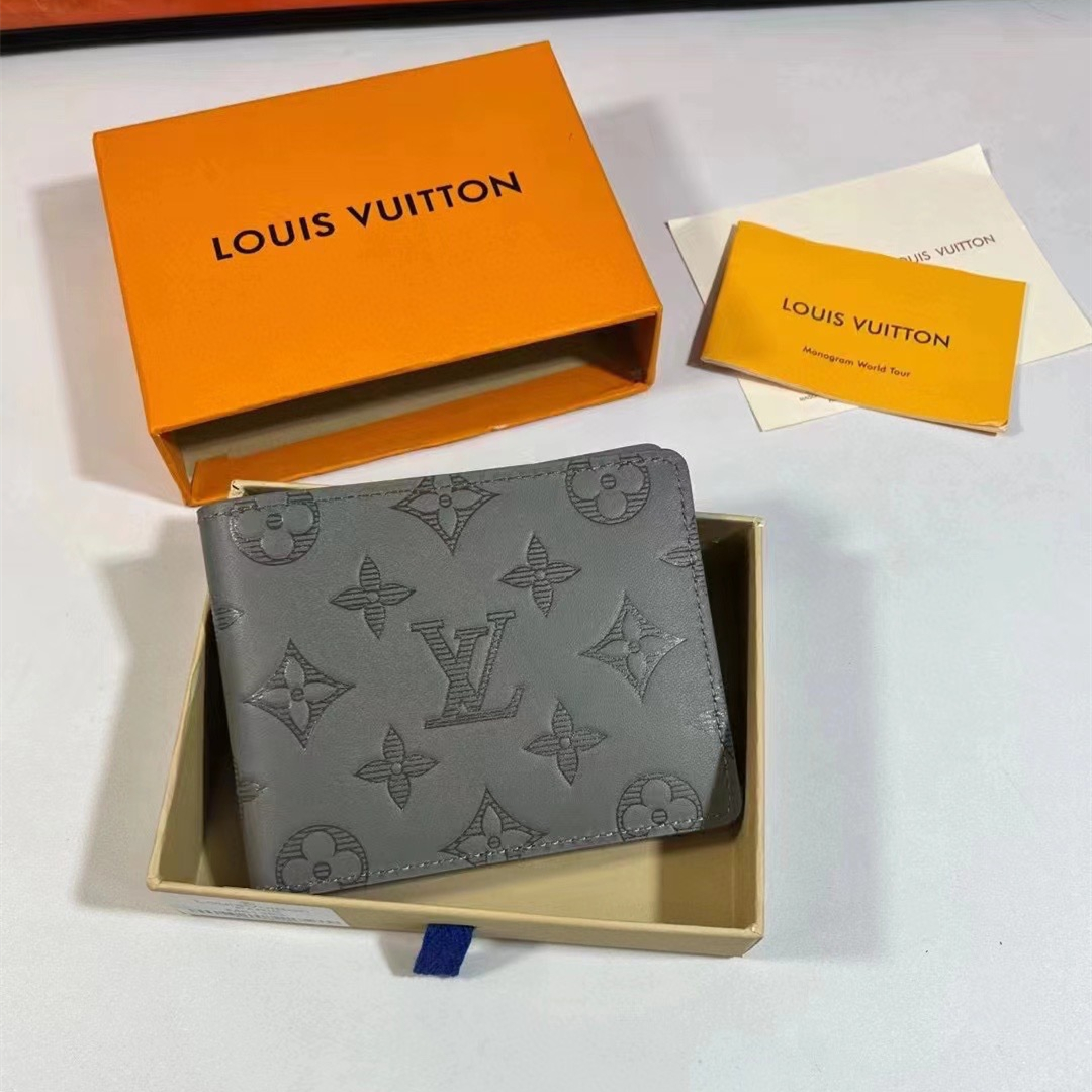 Louis Vuitton Men Wallet M62901 11.5*9*1.5cm