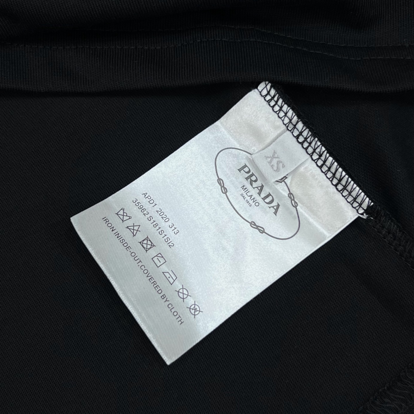 Prada T Shirt  Embroider Logo Size XS-L