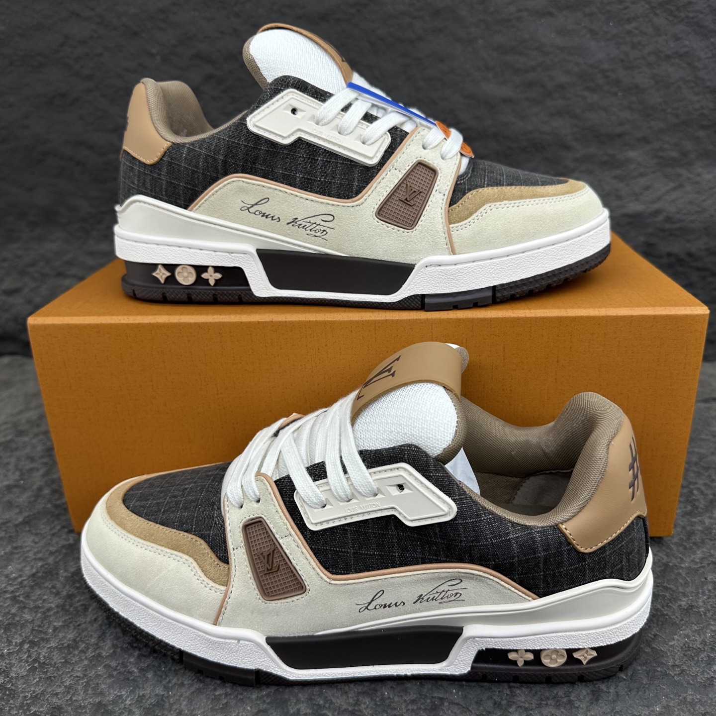 Louis Vuitton LV Trainer Sneaker Size 36-46