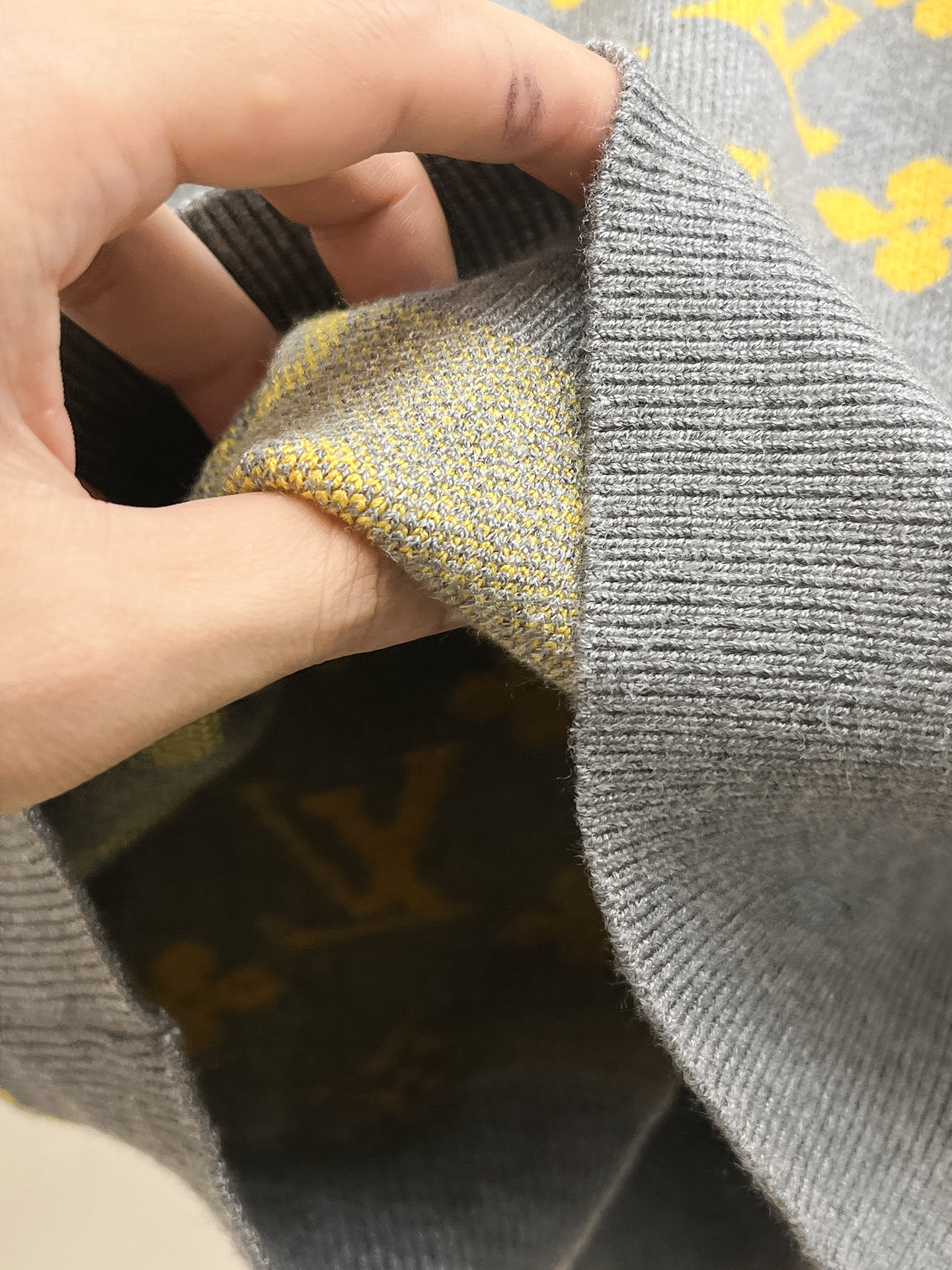 Louis Vuitton Unisex Sweatshirt Size M-XXXL