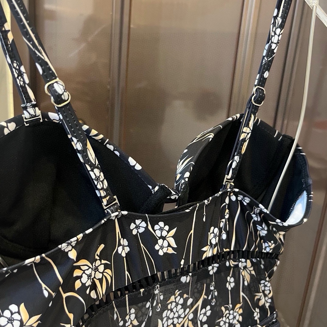 Gucci Swimsuit Size S-XL