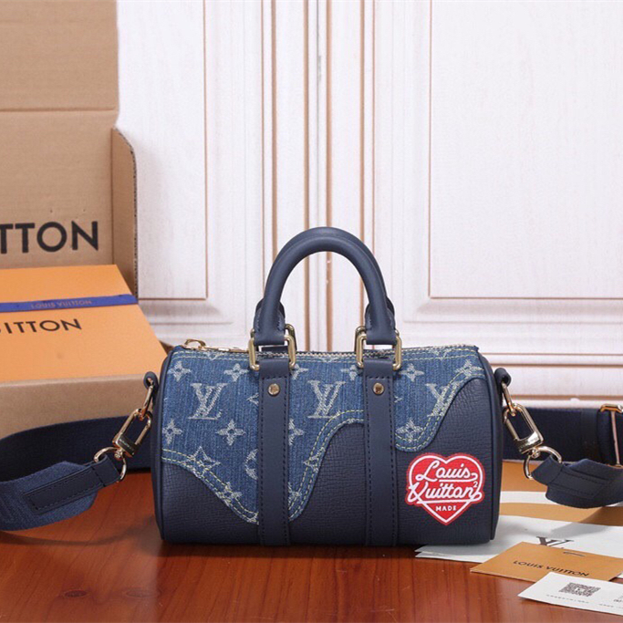 Louis Vuitton Mens Shoulder Bags 21*12*9cm