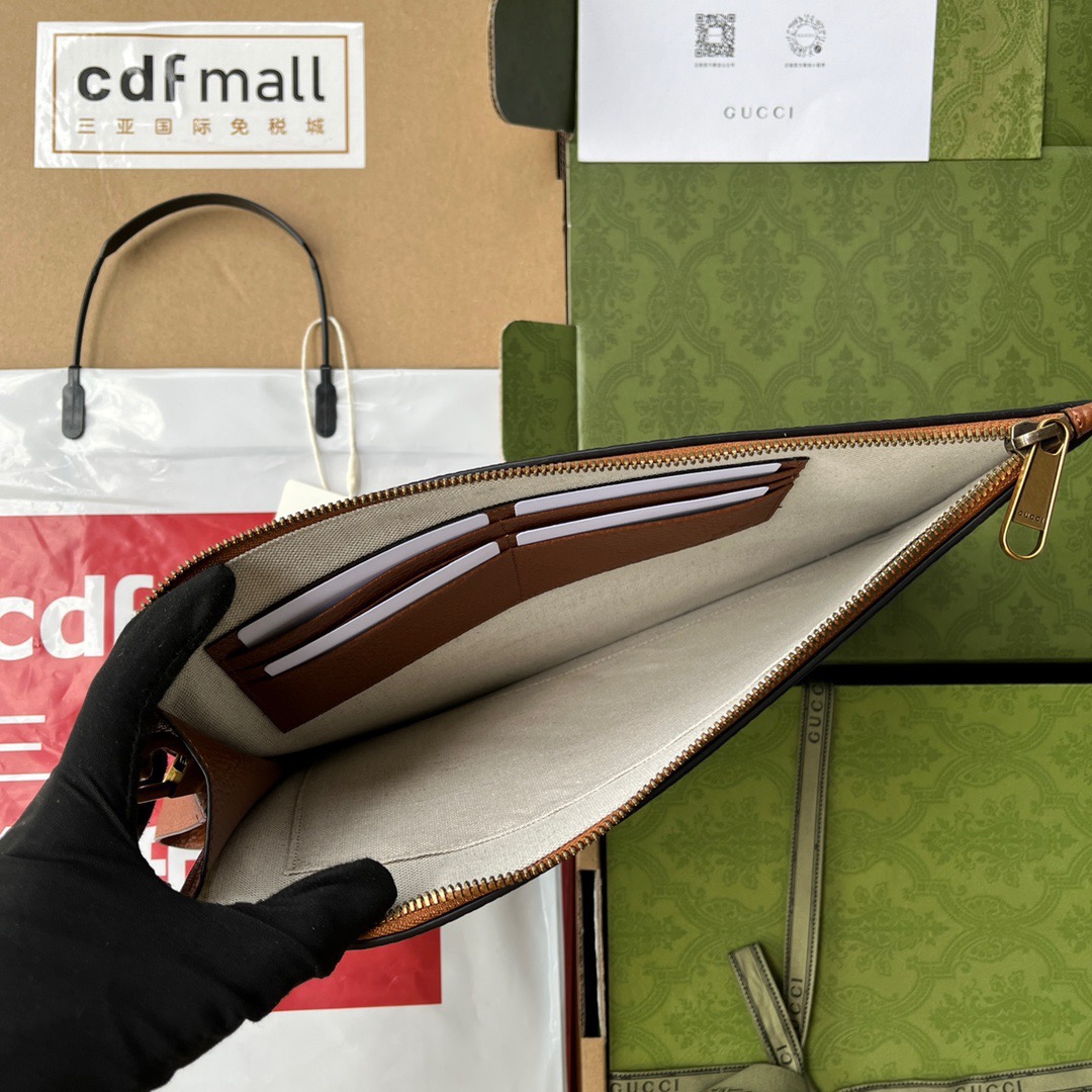 Gucci Pouch with Interlocking G Size 30.5*21*1.5cm Style 672953