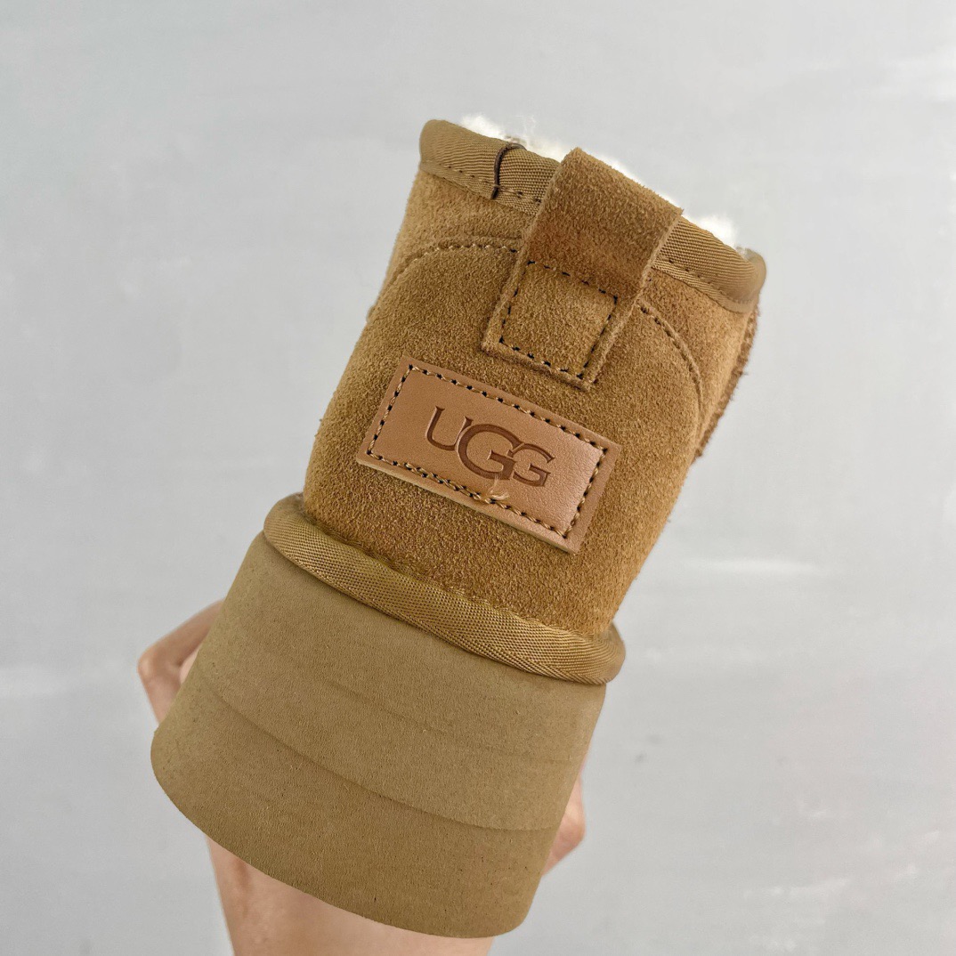 UGG Women Boots Size 35-40