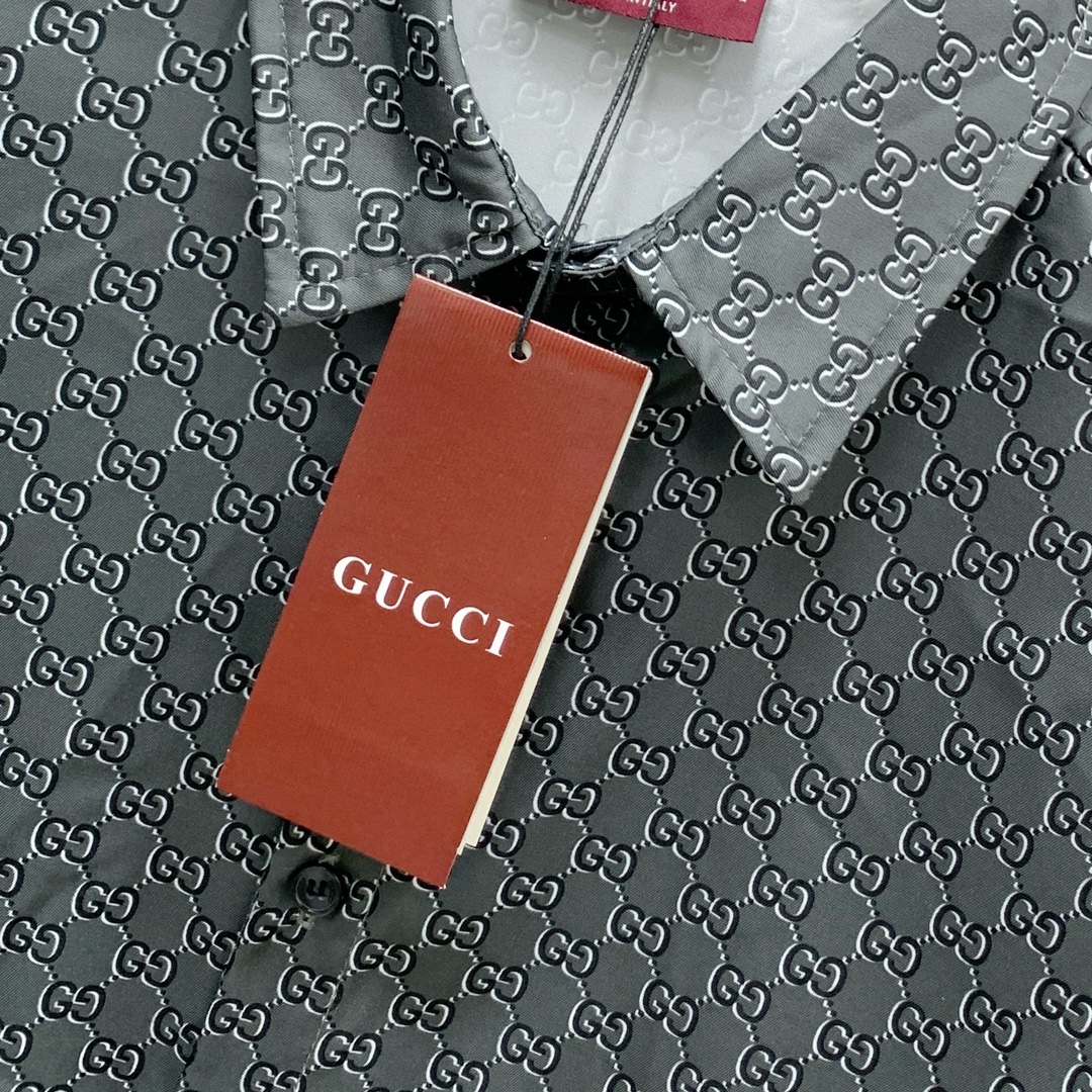 Gucci Sommeranzug Size M-XXL