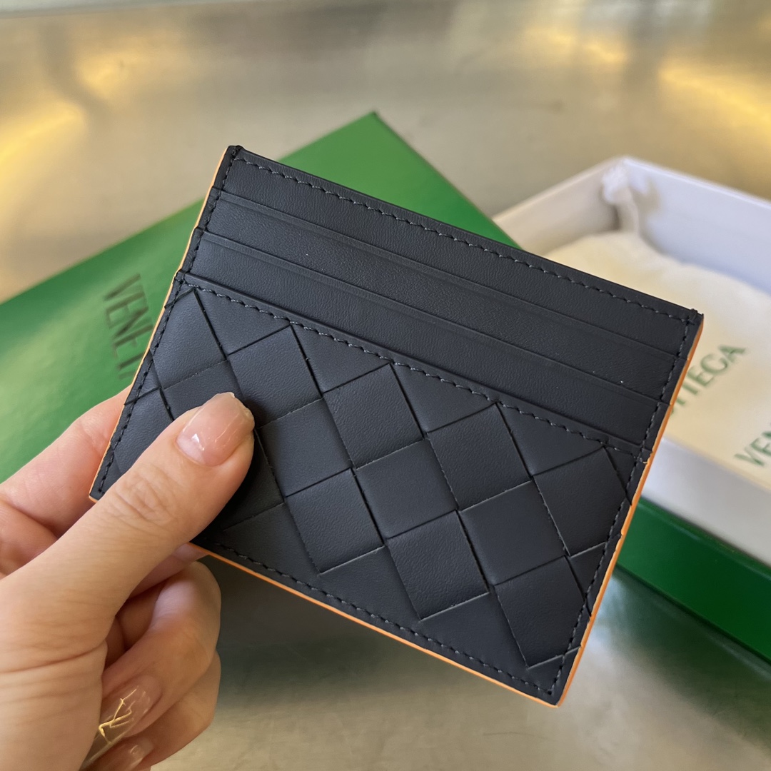 Bottega Veneta Card Holder Size 10*8cm