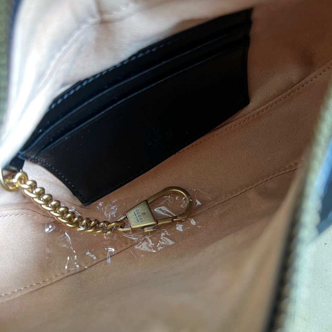 Gucci GG Marmont Half-moon-shaped Bags for Women Size 21*11*5cm