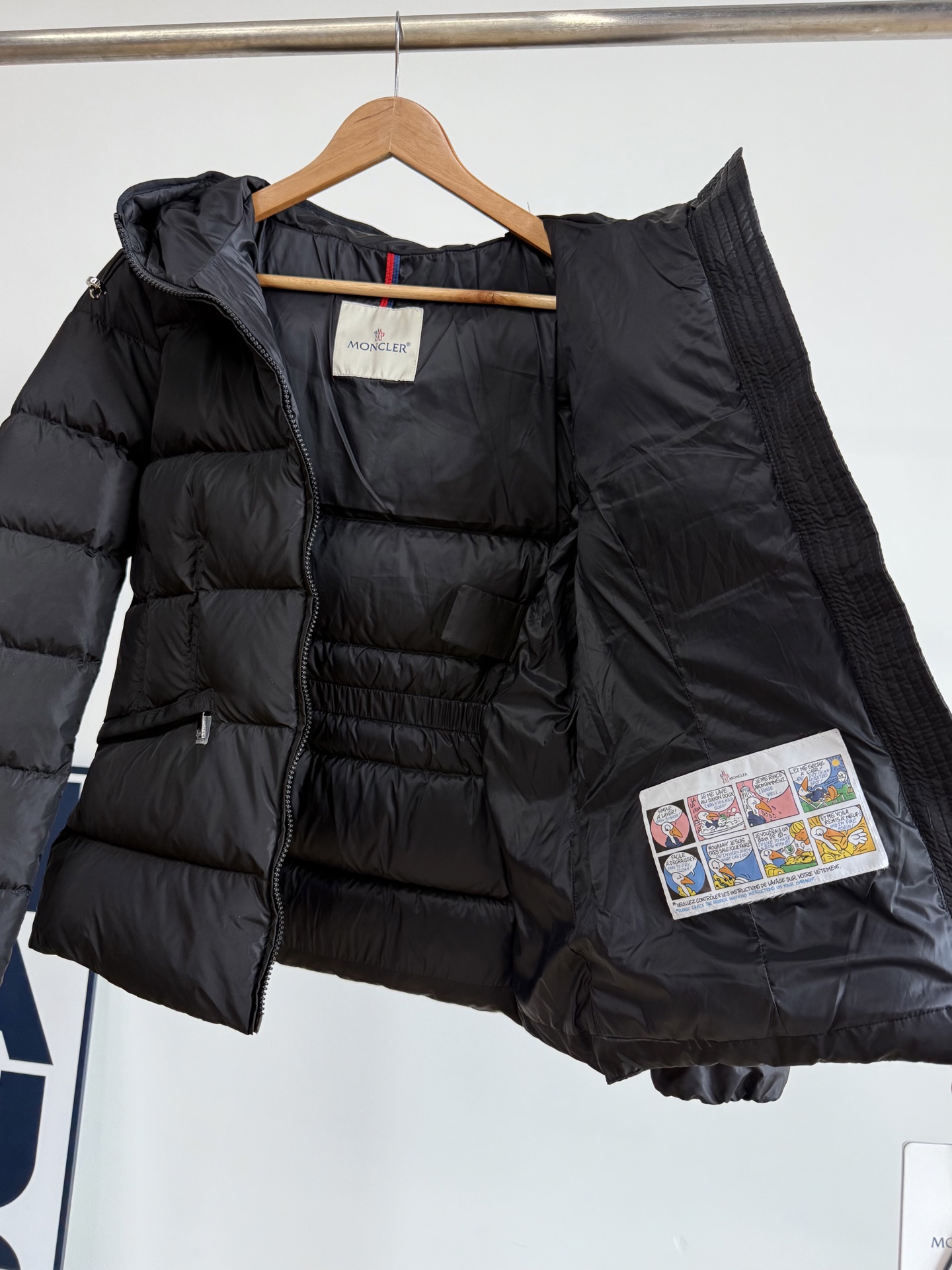 Moncler Avoce Women Down Jacket Size S-XL