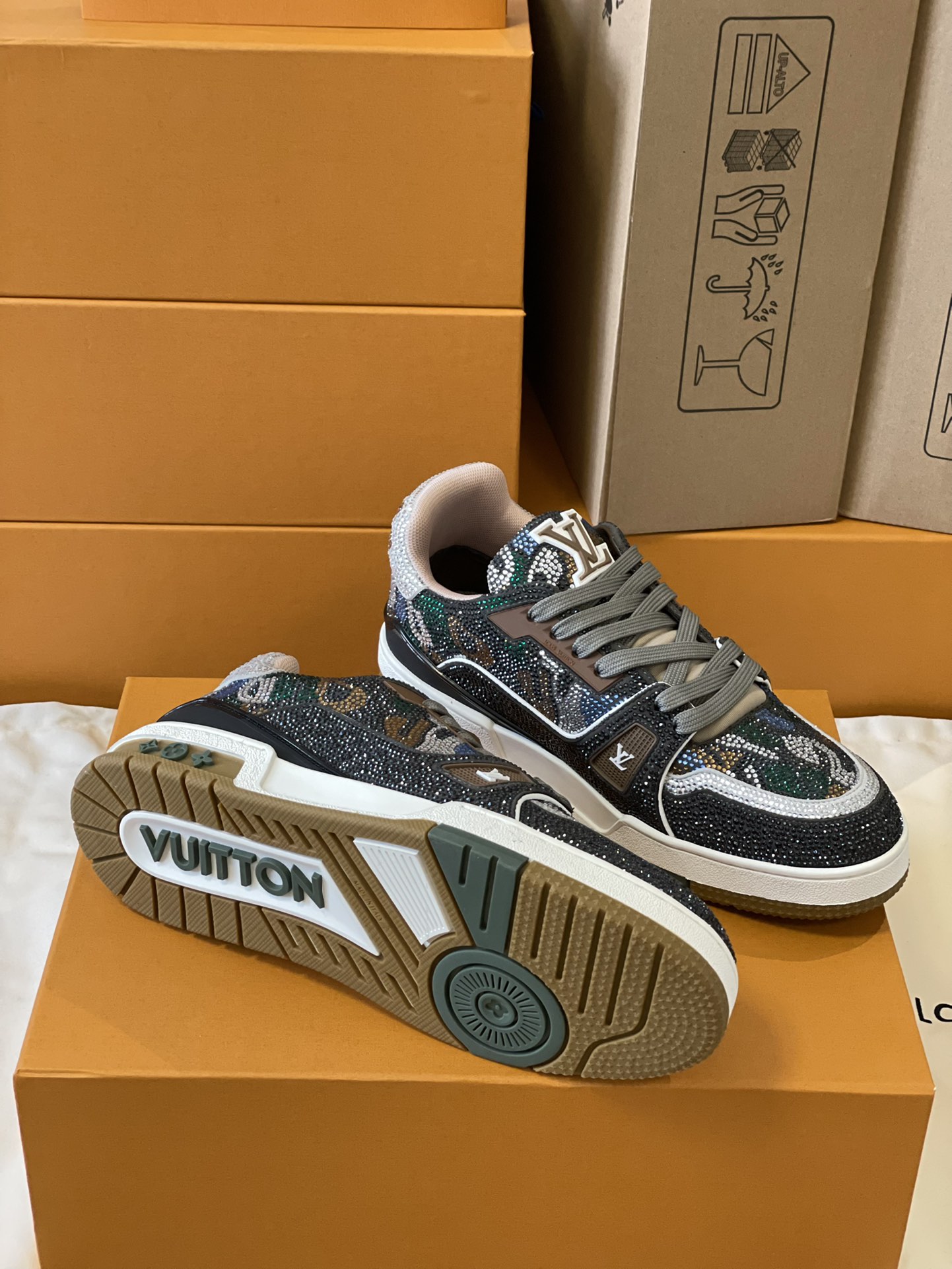 Louis Vuitton LV Trainer Diamond Sneaker Size 36-46