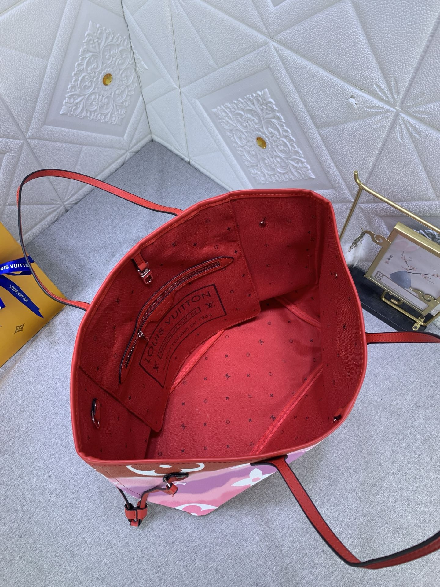 Louis Vuitton Shopping Bags 31*28.5*17cm