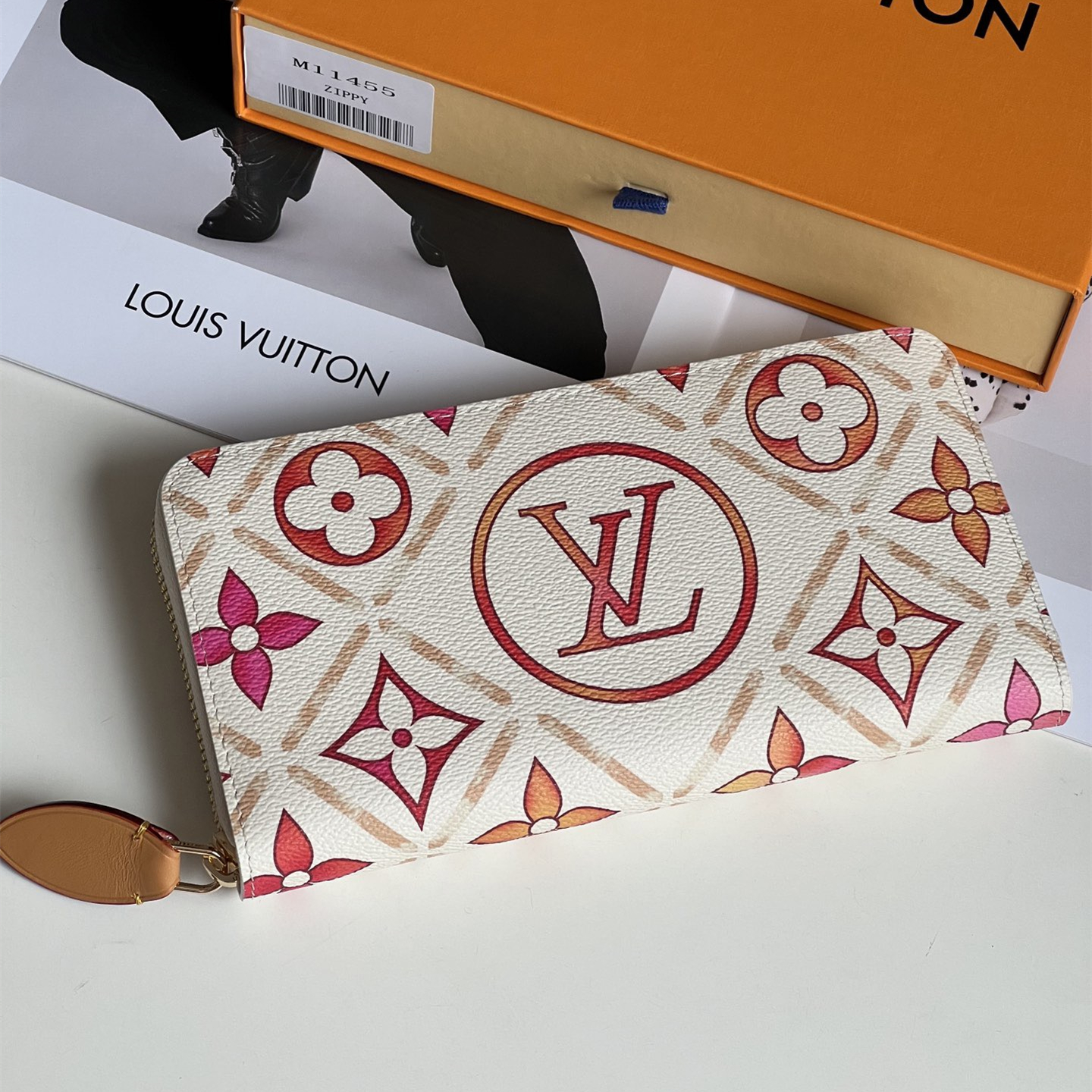 Louis Vuitton M11455 Zippy Wallet Size 19.5*10.5*2.5cm